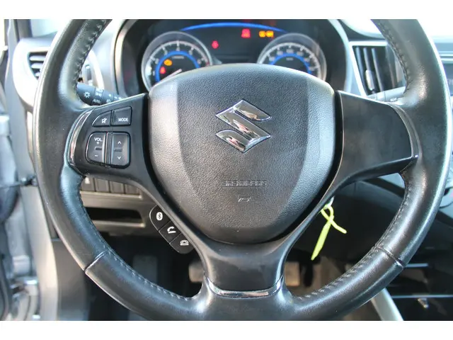 Suzuki Baleno 1.2 Exclusive 2016 Benzine 23