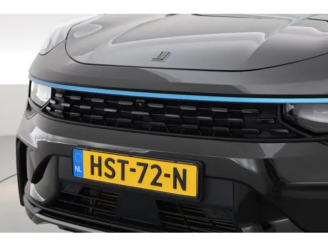 Lynk & Co 01 1.5 2023 Hybride Benzine 26
