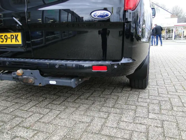 Ford Transit Custom 290 2.0 TDCI L2H1 Sport 2018 Diesel 8