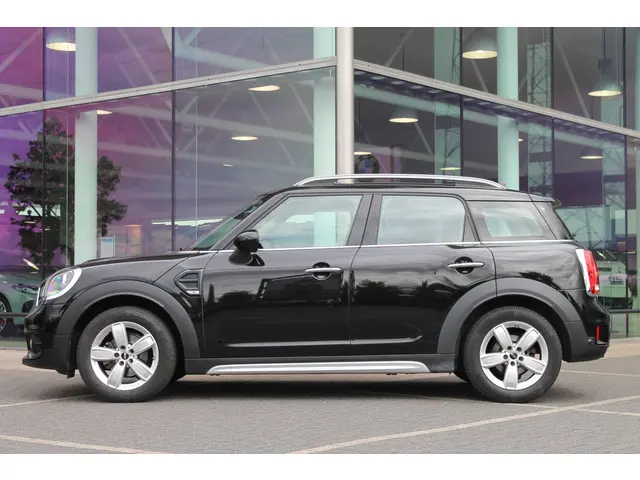 MINI Countryman One Pepper 2017 Benzine 11