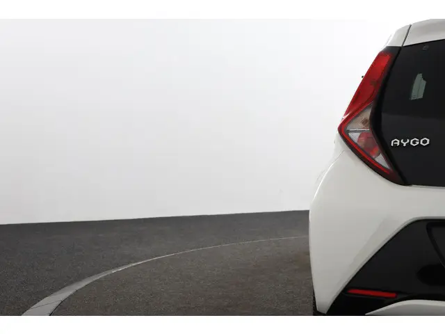 Toyota Aygo 1.0 VVT-i x-joy 2020 Benzine 37