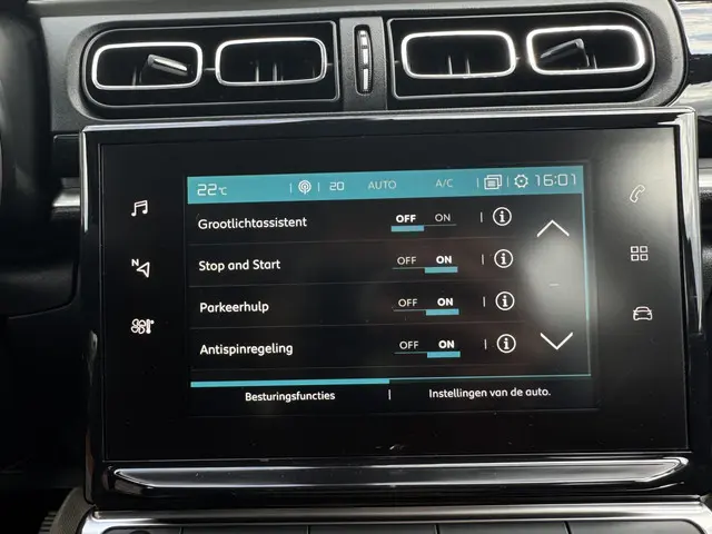 Citroën C3 1.2 PureTech S&S Shine 2018 Benzine 17