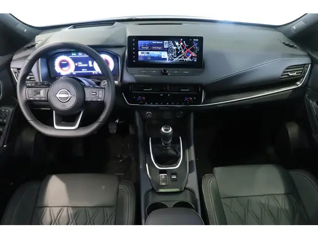 Nissan QASHQAI 1.3 MHEV 158 4WD Tekna Plus 2023 Benzine 3