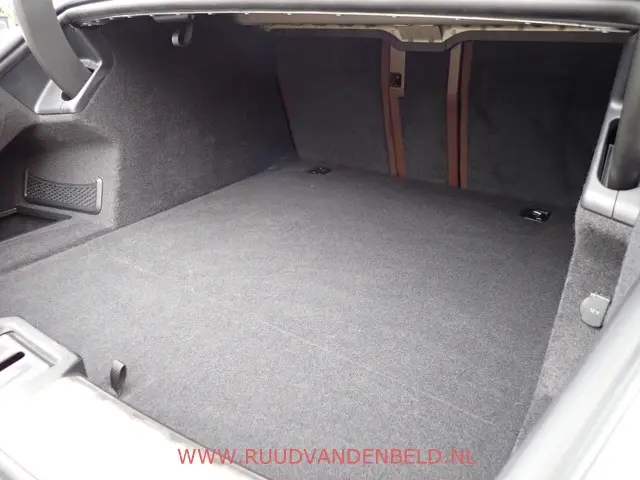 Porsche Taycan Turbo 626pk 2020 Elektrisch 52