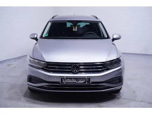 Volkswagen Passat Variant 2.0 TDI Conceptline 2023 Diesel 7