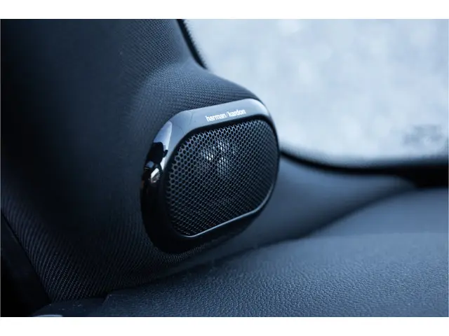 MINI Cooper S Mini Chili Serious Business 2015 Benzine 17