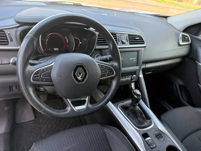 Renault Kadjar 1.2 TCe Bose 2016 Benzine 18
