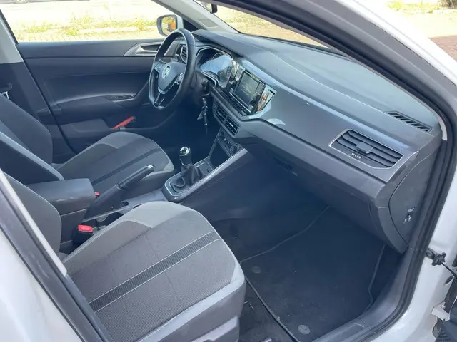 Volkswagen Polo 1.0 TSI Highline 2019 Benzine 14
