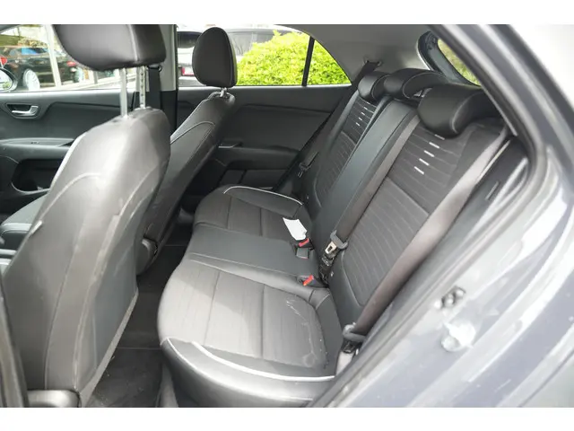 Kia Rio 1.0 T-GDi MHEV DynamicLine 2023 Benzine 18