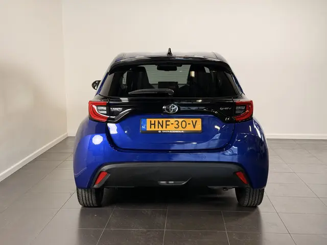 Toyota Yaris 1.5 Hybrid 115 Dynamic 2025 Hybride Benzine 5