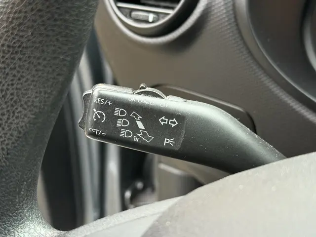 SEAT Leon 1.2 TSI Reference 2012 Benzine 25