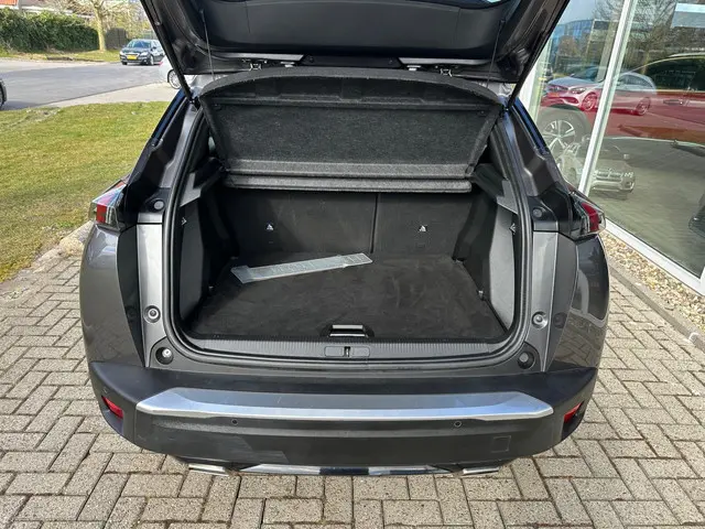 Peugeot 2008 1.2 PureTech Allure Pack 2021 Benzine 11
