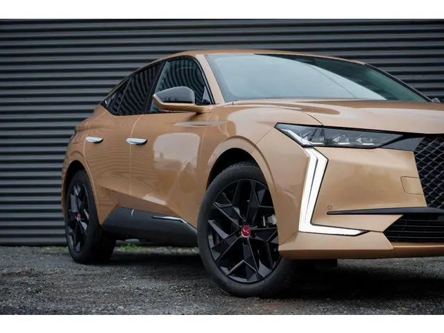 DS DS 4 E-Tense Rivoli 2022 Hybride Benzine 29