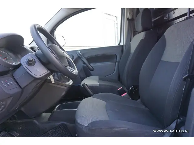 Renault Kangoo 1.5 dCi 90 Energy Luxe Maxi 2017 Diesel 6