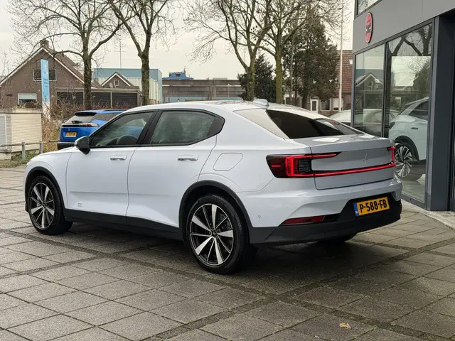 Polestar 2 Long Range Dual Motor AWD 2022 Elektrisch 4