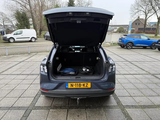 Ford Mustang Mach-E Aut. Extended 98kWh 2021 Elektrisch 10