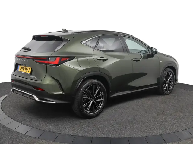 Lexus NX 450h+ AWD F SPORT Line 2022 Hybride Benzine 2