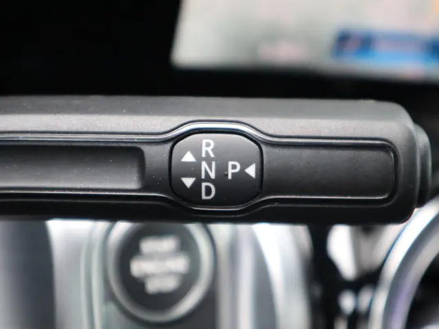 Mercedes-Benz GLB 200 2021 Benzine 24