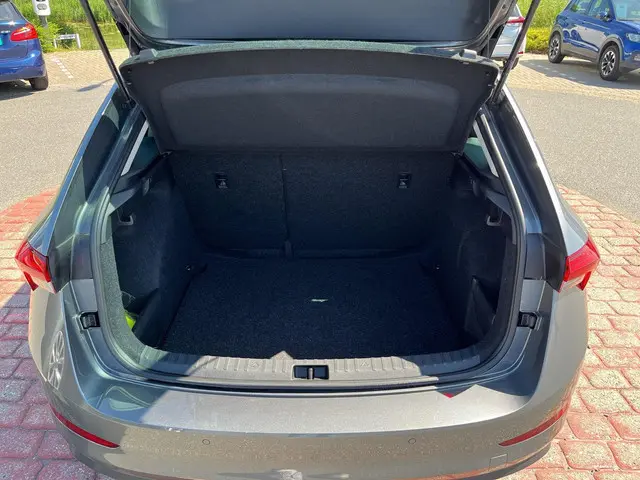 Škoda Scala 1.0 TSI Selection 2023 Benzine 26