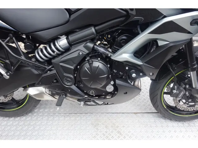 Kawasaki Versys 650 GRAND TOURER 2019 Benzine 9