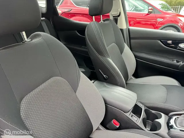 Nissan QASHQAI 1.3 DIG-T Acenta 2020 Benzine 28