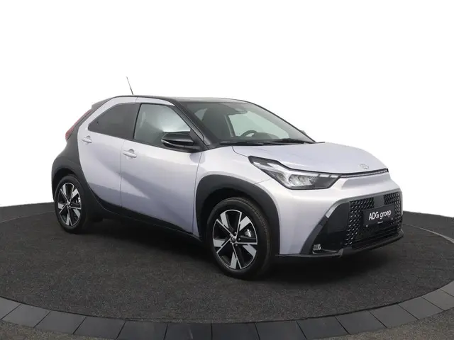 Toyota Aygo X Hybrid 115 pulse 2026 Hybride Benzine 14