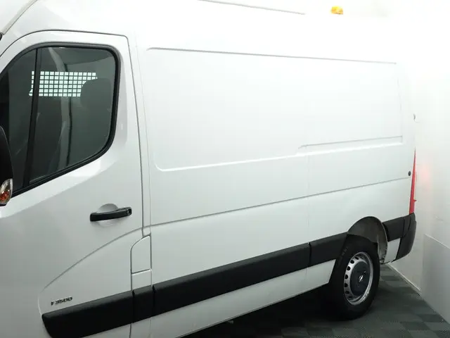 Opel Movano 2.3 CDTI L2H2 Aut- 2014 Diesel 24