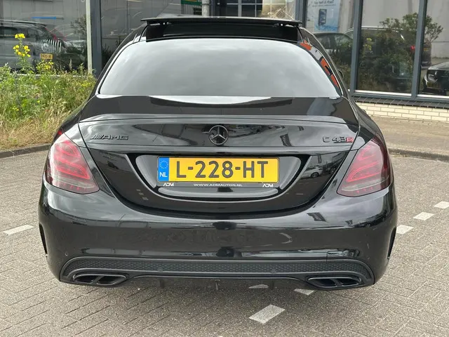 Mercedes-Benz C-Klasse AMG 43 4MATIC / PANO 2018 Benzine 15