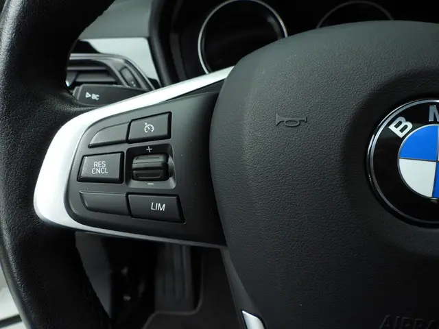 BMW X1 sDrive18i 2022 Benzine 13