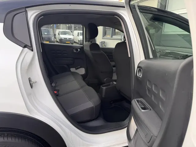 Citroën C3 1.2 PureTech ELLE 2021 Benzine 18