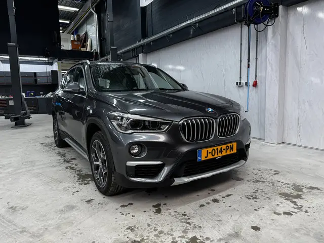 BMW X1 XDrive20i Executive *Export only* 2018 Benzine 21