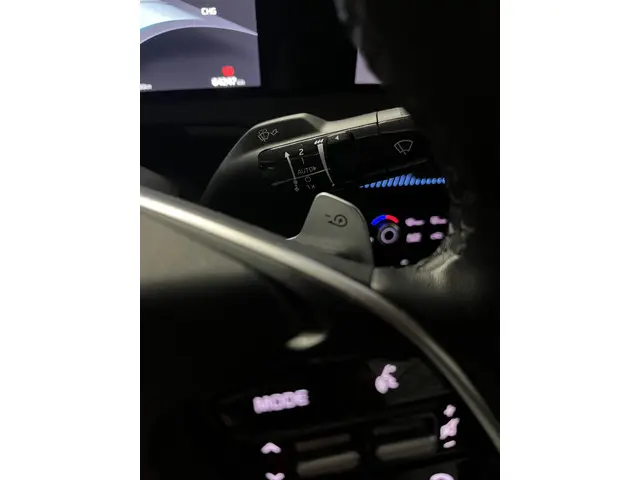 Kia EV6 Plus 77.4 kWh 2023 Elektrisch 32