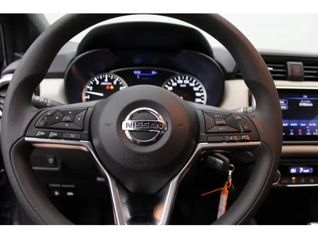 Nissan Micra 1.0 IG-T Kiiro 2023 Benzine 19