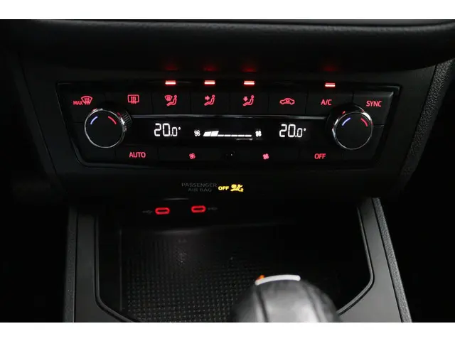 SEAT Ibiza 1.0 TSI FR Business Intense 2020 Benzine 7