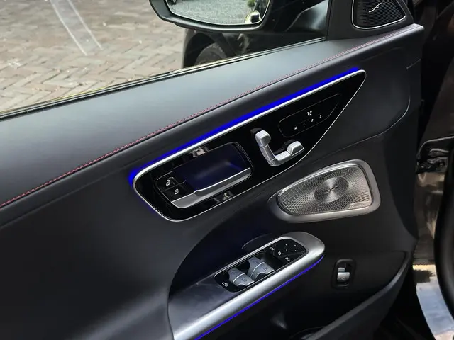 Mercedes-Benz C-Klasse AMG 43 4MATIC 2024 Benzine 16