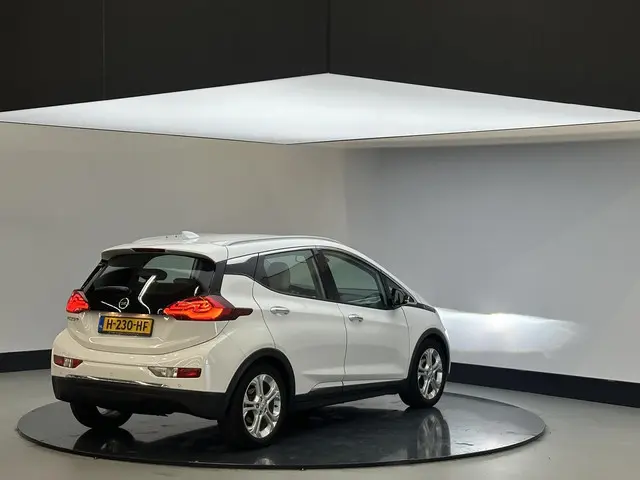 Opel Ampera-e Business executive 60 kWh 2020 Elektrisch 22