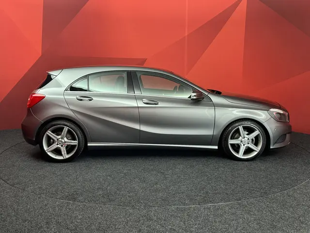 Mercedes-Benz A-Klasse 180 2014 Benzine 13