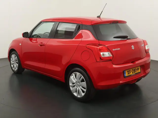 Suzuki Swift 1.2 Select 2018 Benzine 3