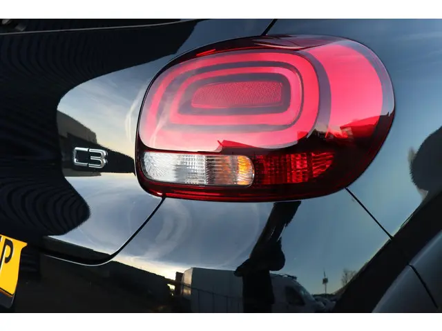 Citroën C3 1.2 PureTech 82pk Feel Edition 2022 Benzine 32
