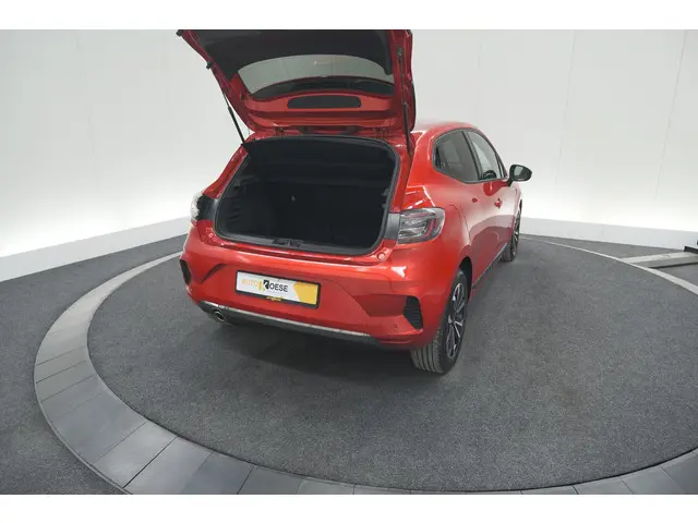 Renault Clio TCe 90 GPF techno 2024 Benzine 67