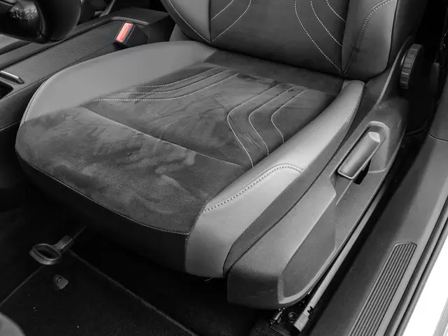 Volkswagen ID.4 Pro 77 kWh / 204pk 2022 Elektrisch 12