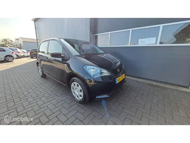 SEAT Mii 1.0 Style Sport 2015 Benzine 9