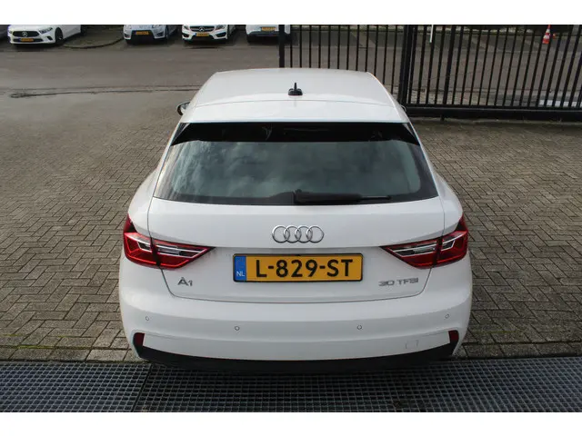 Audi A1 Sportback 30 TFSI Pro Line 2020 Benzine 4