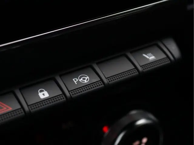 Renault Arkana Hybrid 145 R.S. Line 2022 Hybride Benzine 64