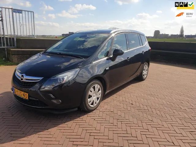 Opel Zafira Tourer 1.4 Design Edition 2013 Benzine