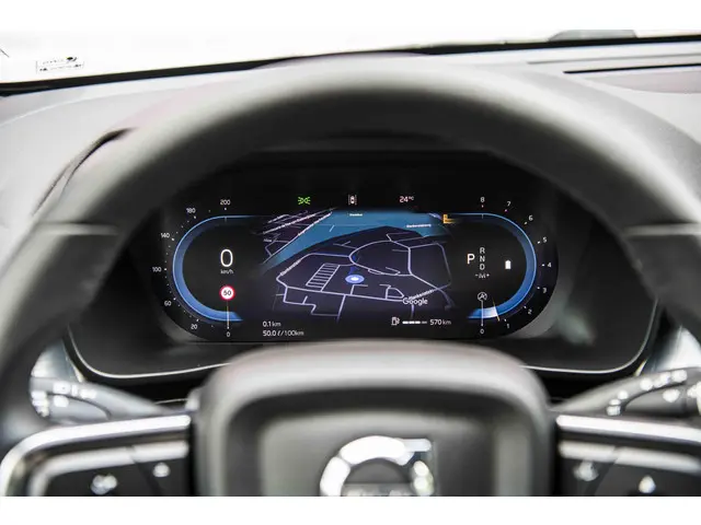 Volvo XC40 2.0 B4 Core 2023 Benzine 13