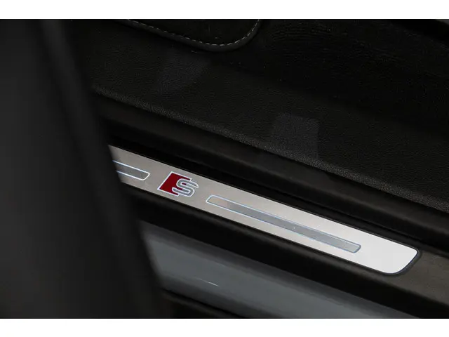 Audi Q8 50 TDI quattro Pro Line S 2023 Diesel 14