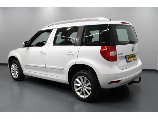 Škoda Yeti 1.2 TSI Active / Trekhaak / PDC / Airco 2015 Benzine 4