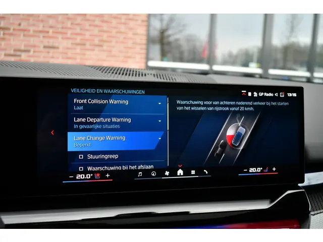 BMW M5 Touring 2025 Hybride Benzine 36