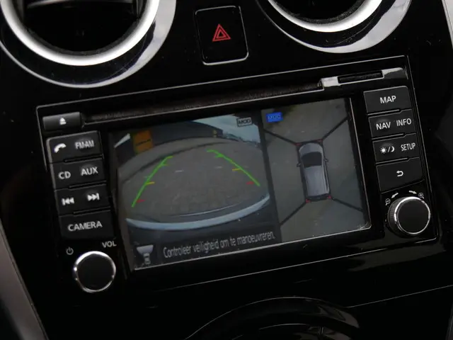 Nissan Note 1.2 DIG-S CONNECT ED/ BLIS/ 2014 Benzine 6